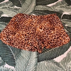 Jennifer Lopez Leopard Print Shorts Size M